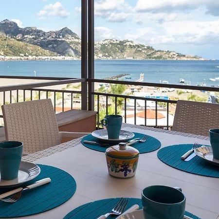 Casablu, Un Delizioso Bilocale Sulla Baia Di Naxos Apartment Giardini Naxos Exterior photo